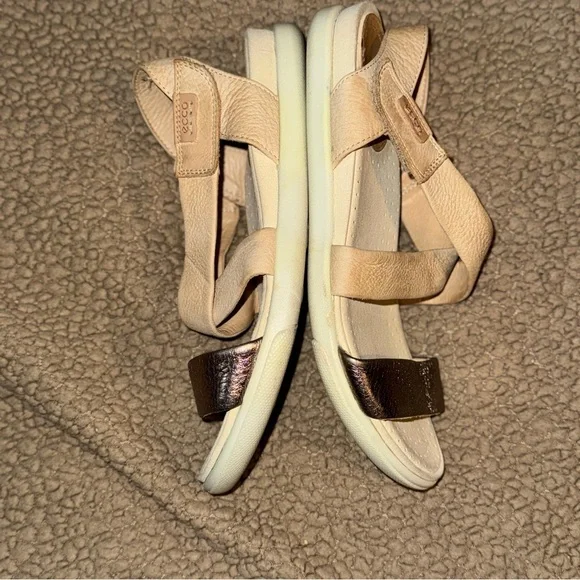 ECCO Women's Damara Crisscross Gladiator Sandal Women’s Sz 7 Natural & Rose Gold - Picture 8 of 10